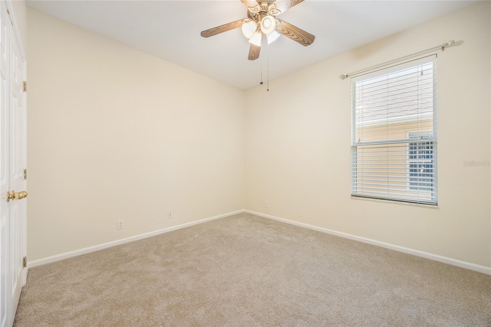 Image 13 of 17 For 100 Wethersfield Court