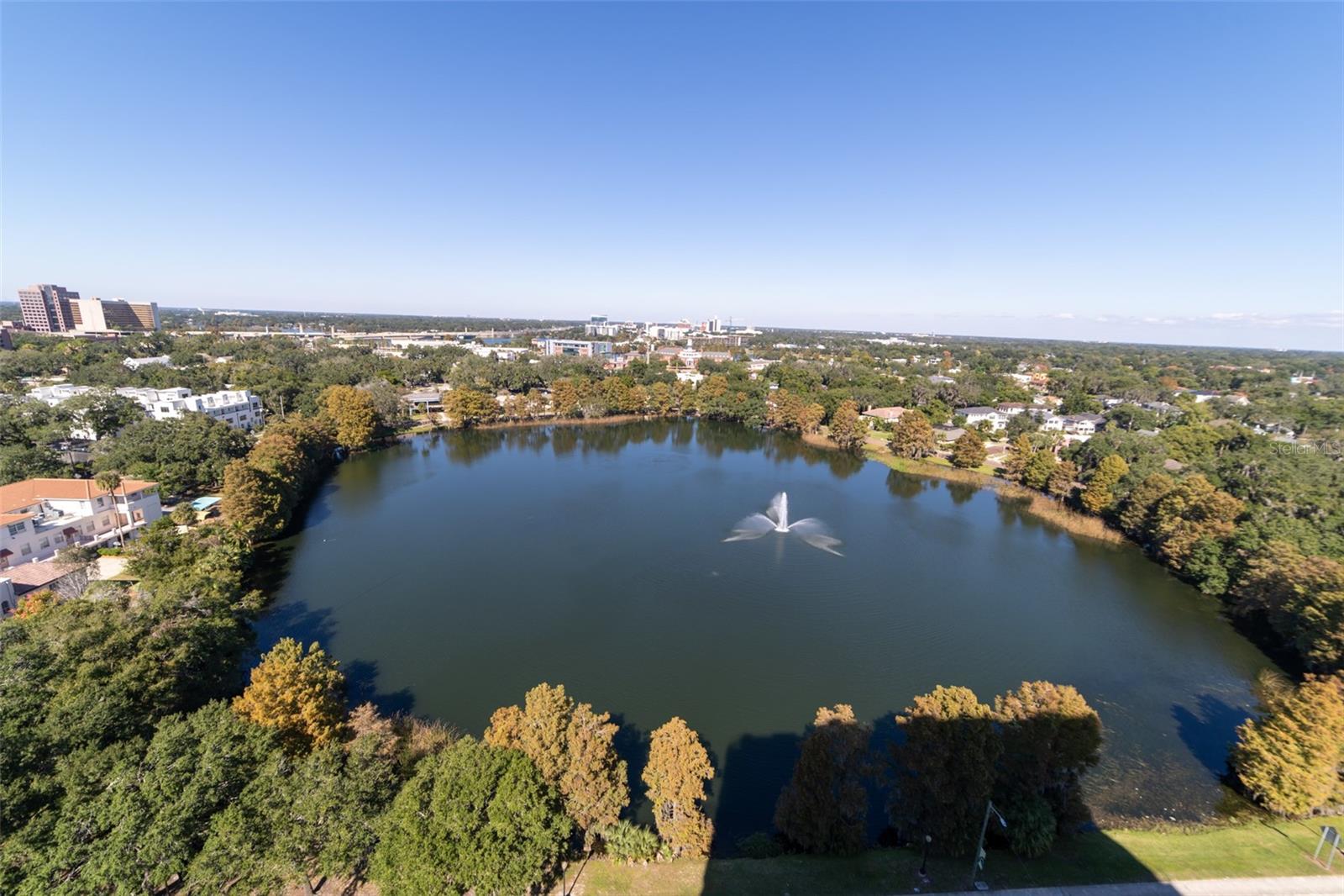 Image 18 of 39 For 400 Colonial Drive 1504