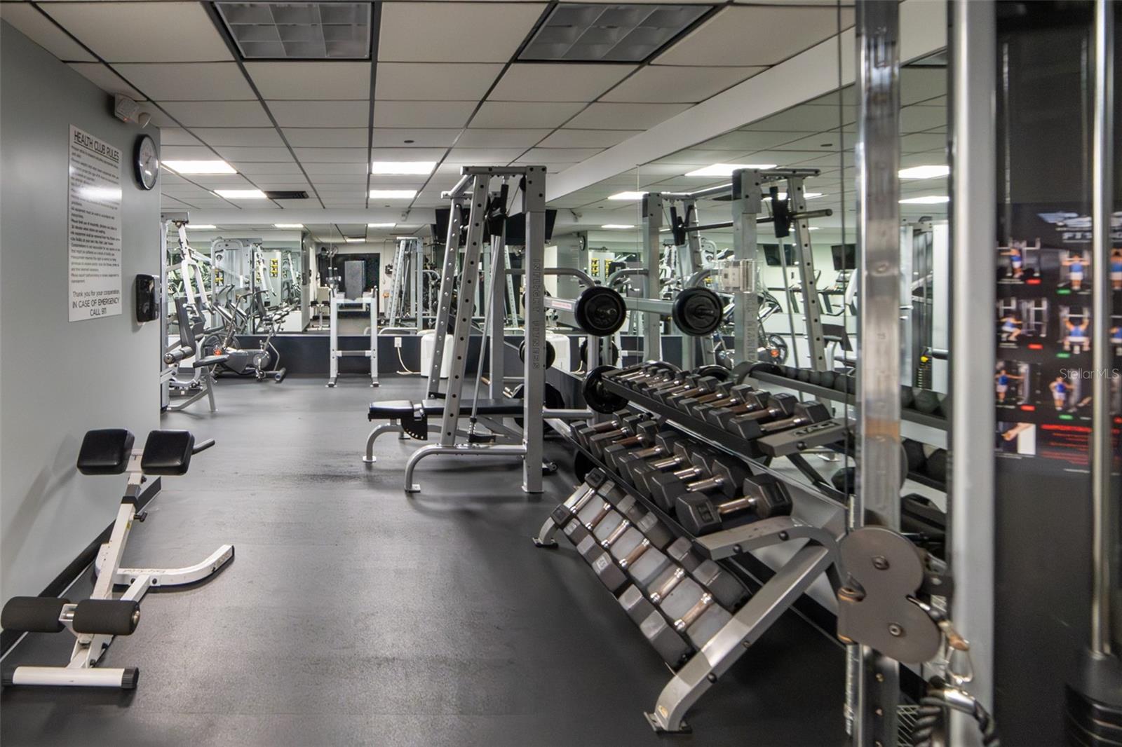 Image 26 of 39 For 400 Colonial Drive 1504