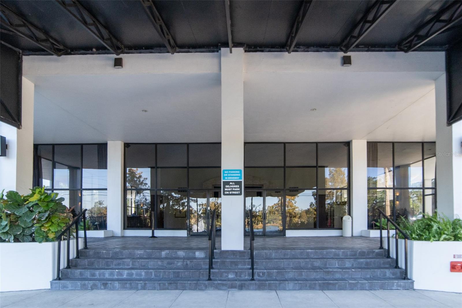 Image 39 of 39 For 400 Colonial Drive 1504