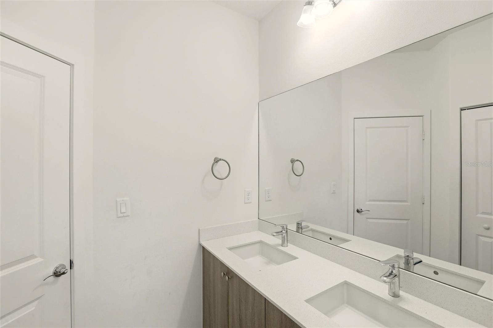 Image 15 of 25 For 5618 Agostino Way