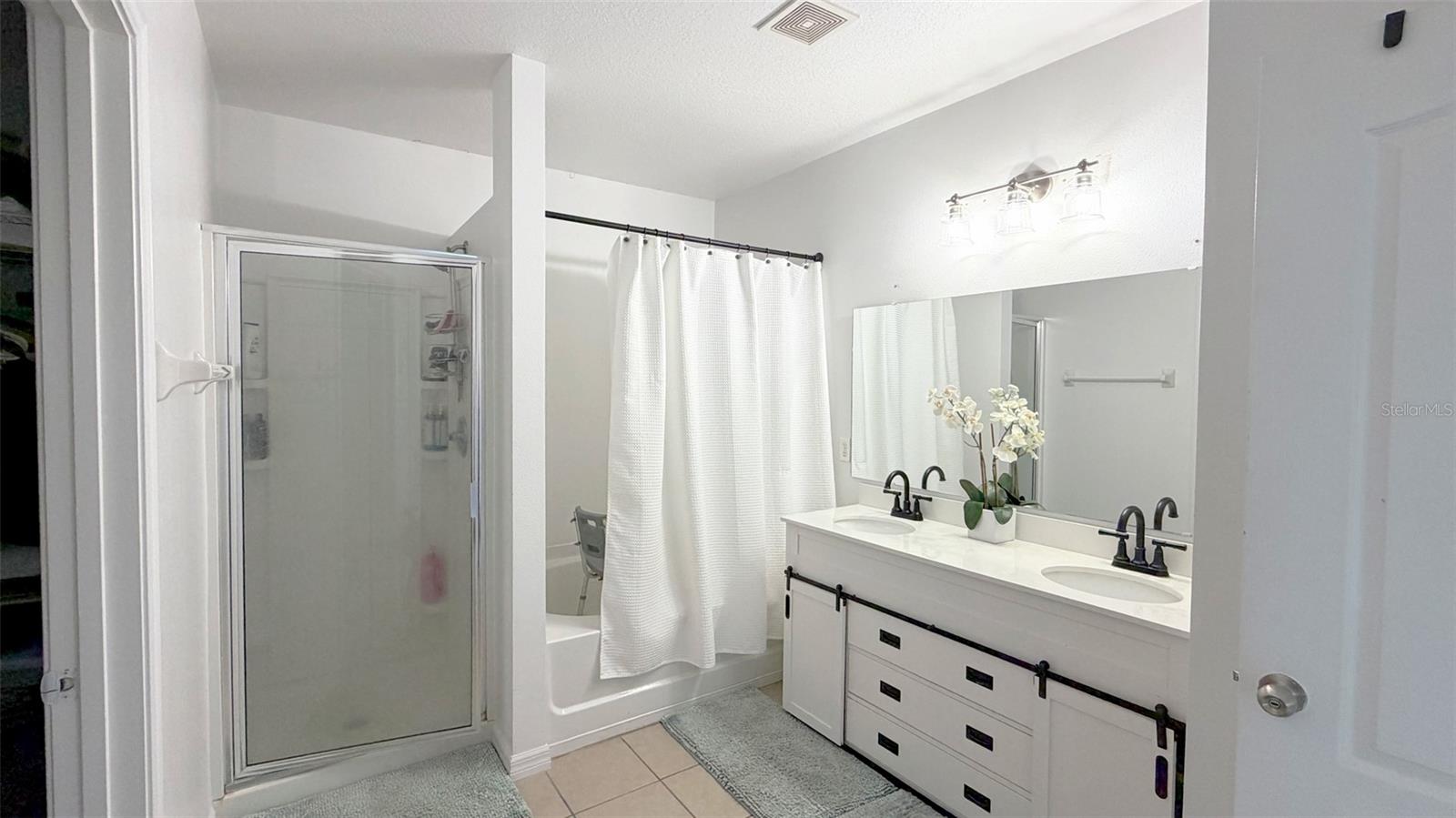 Image 17 of 37 For 4619 Cabalerro Trail