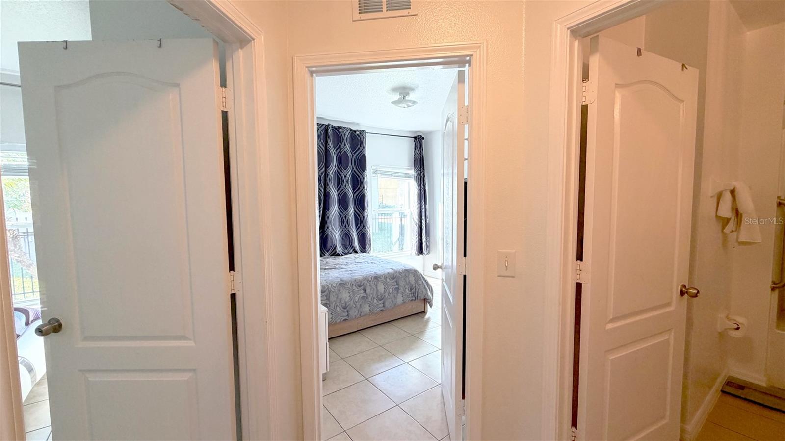 Image 20 of 37 For 4619 Cabalerro Trail