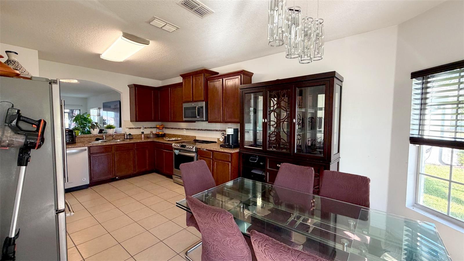 Image 7 of 37 For 4619 Cabalerro Trail