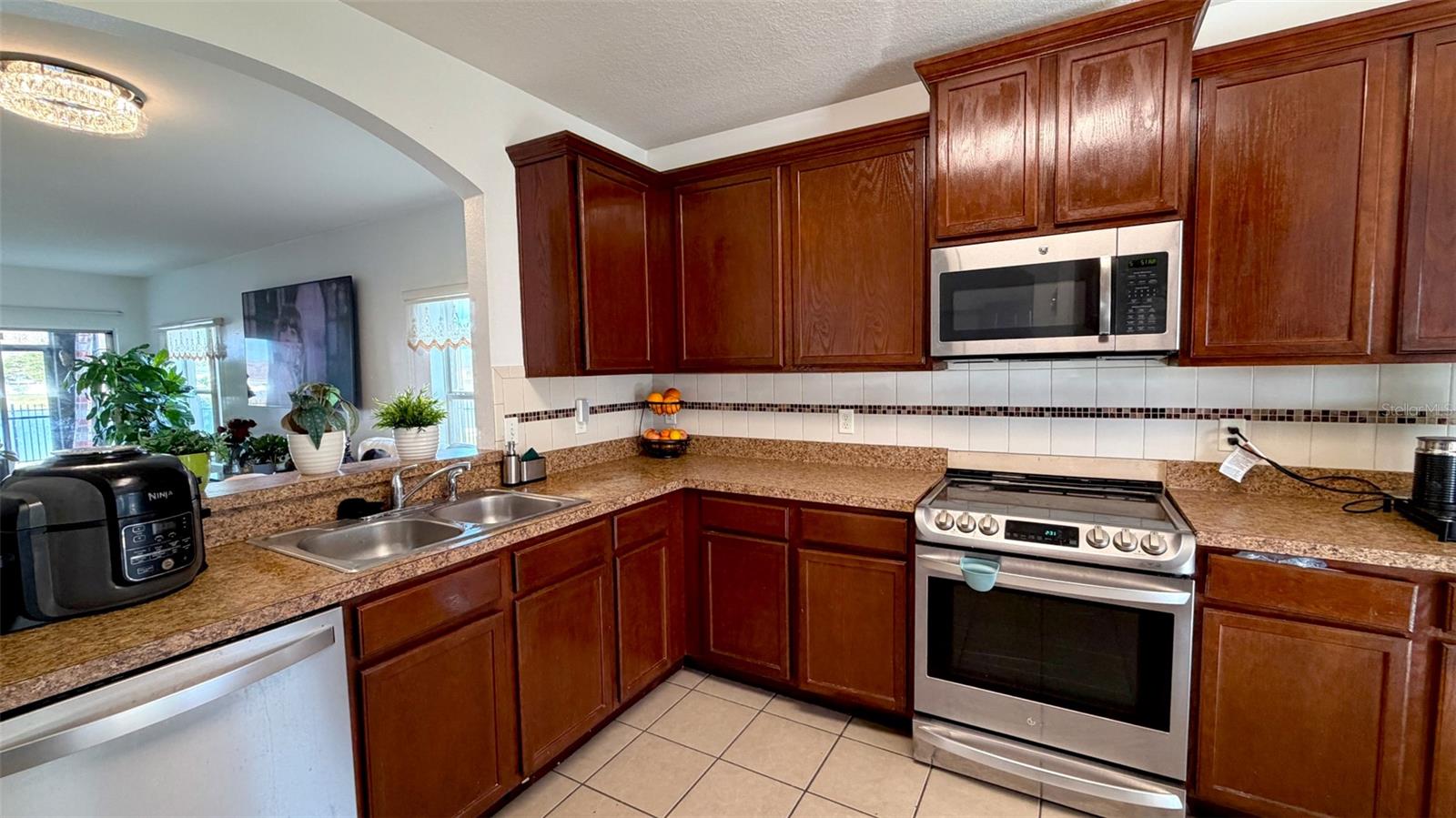 Image 8 of 37 For 4619 Cabalerro Trail