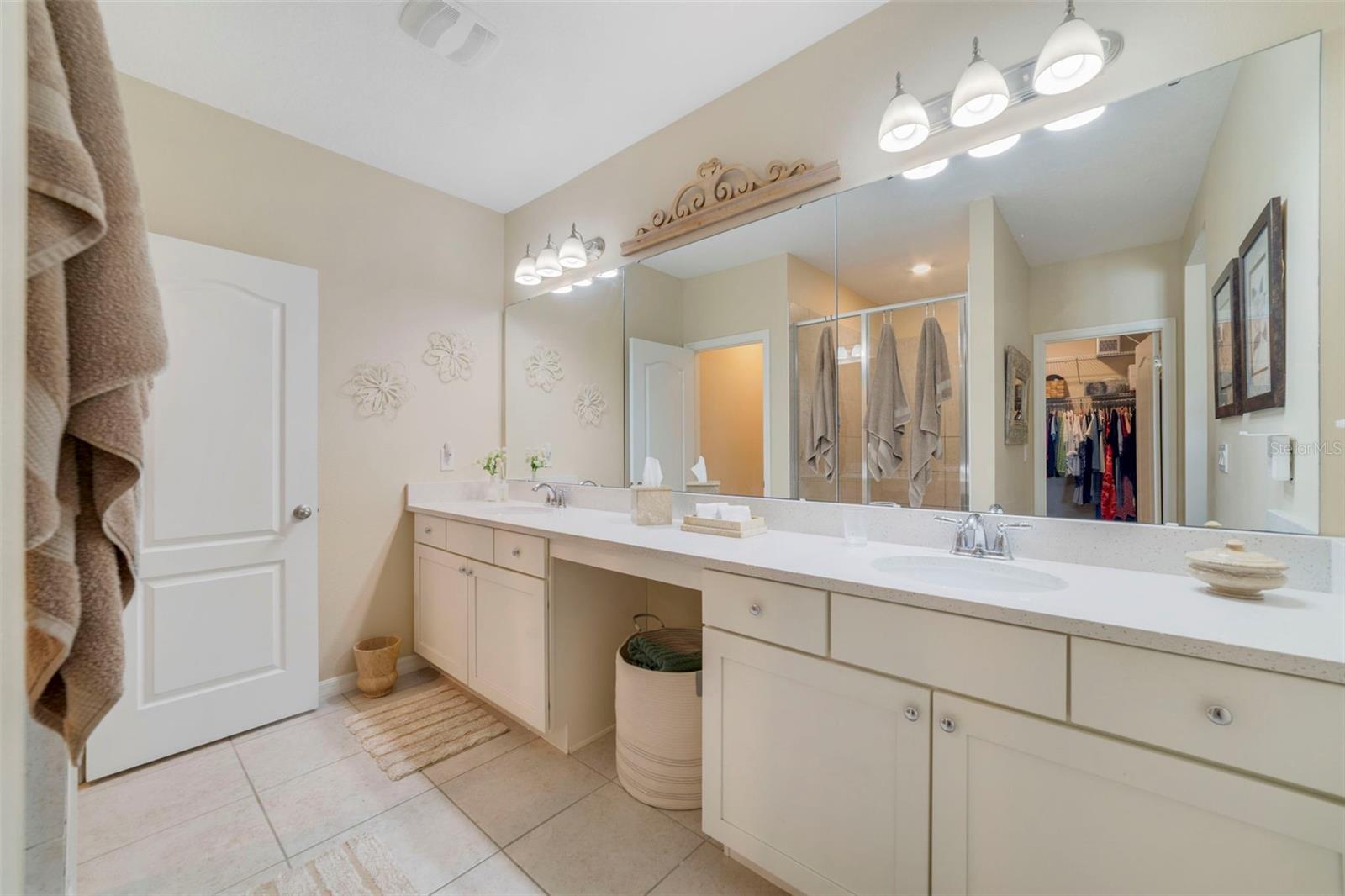 Image 16 of 29 For 2554 Cagliari Lane