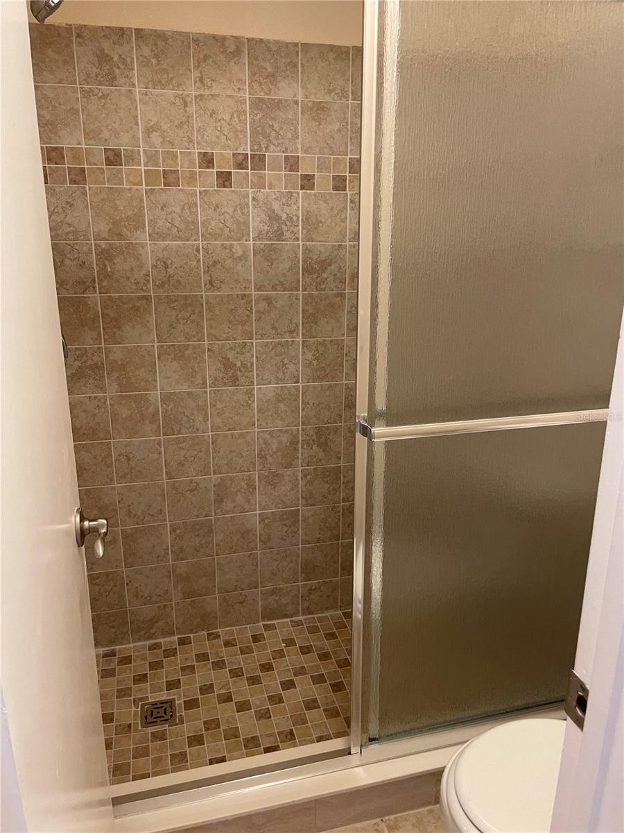 Image 15 of 16 For 5144 Conroy Road 32