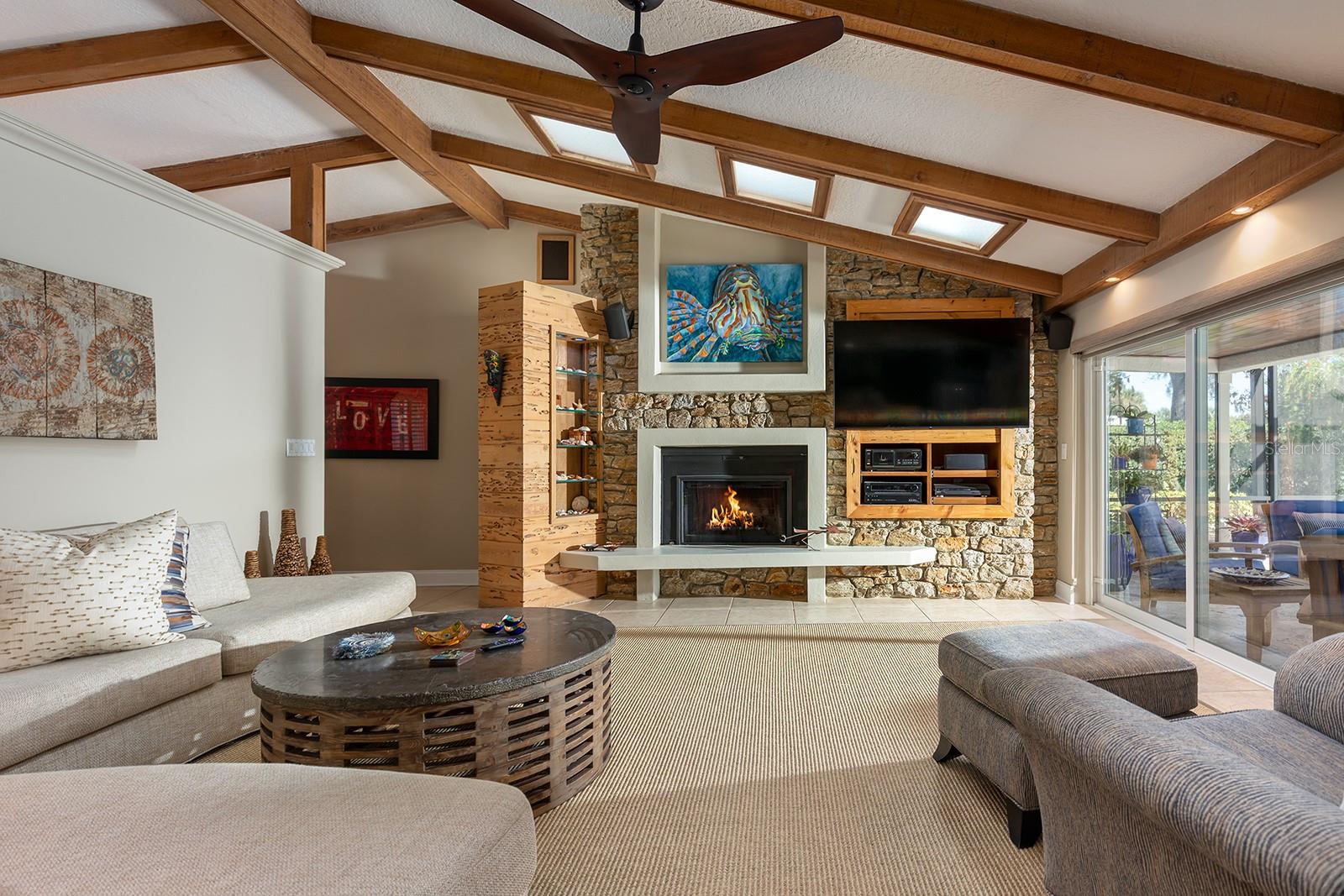 Image 10 of 49 For 195 Spring Lake Drive