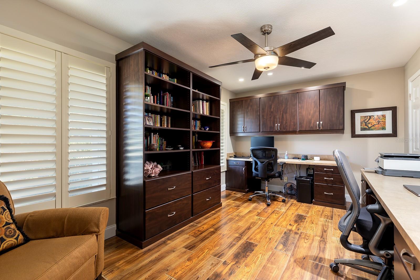 Image 26 of 49 For 195 Spring Lake Drive