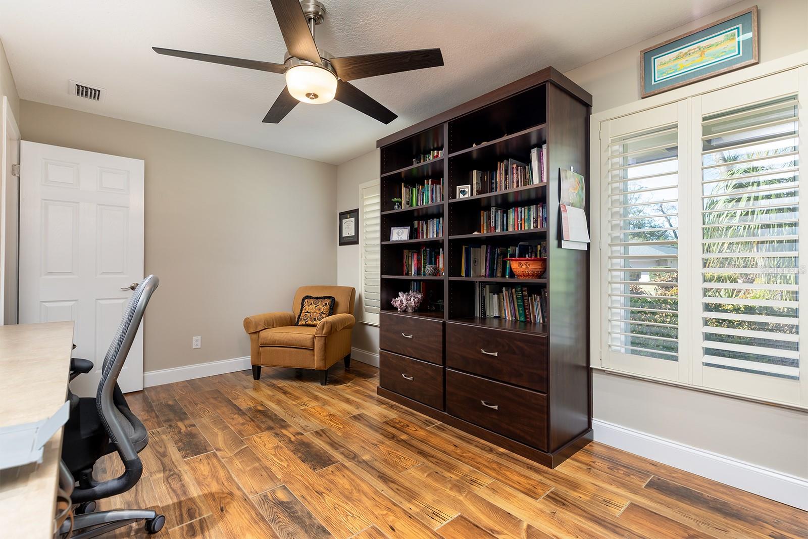 Image 27 of 49 For 195 Spring Lake Drive