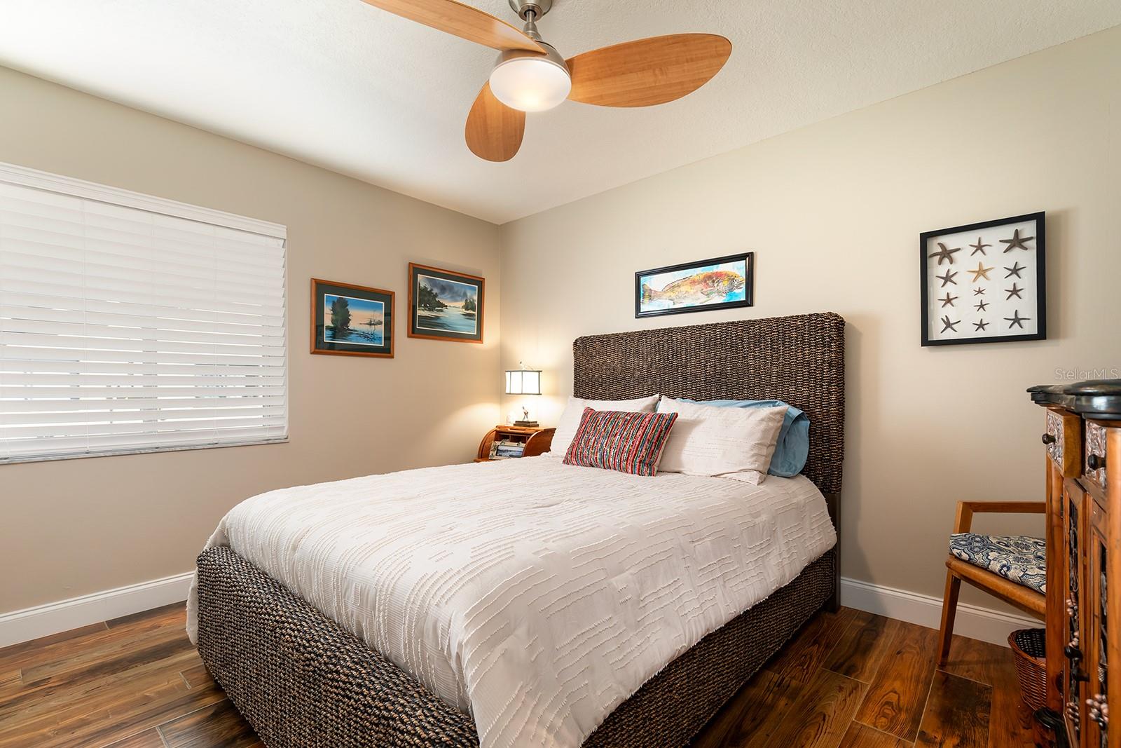 Image 28 of 49 For 195 Spring Lake Drive