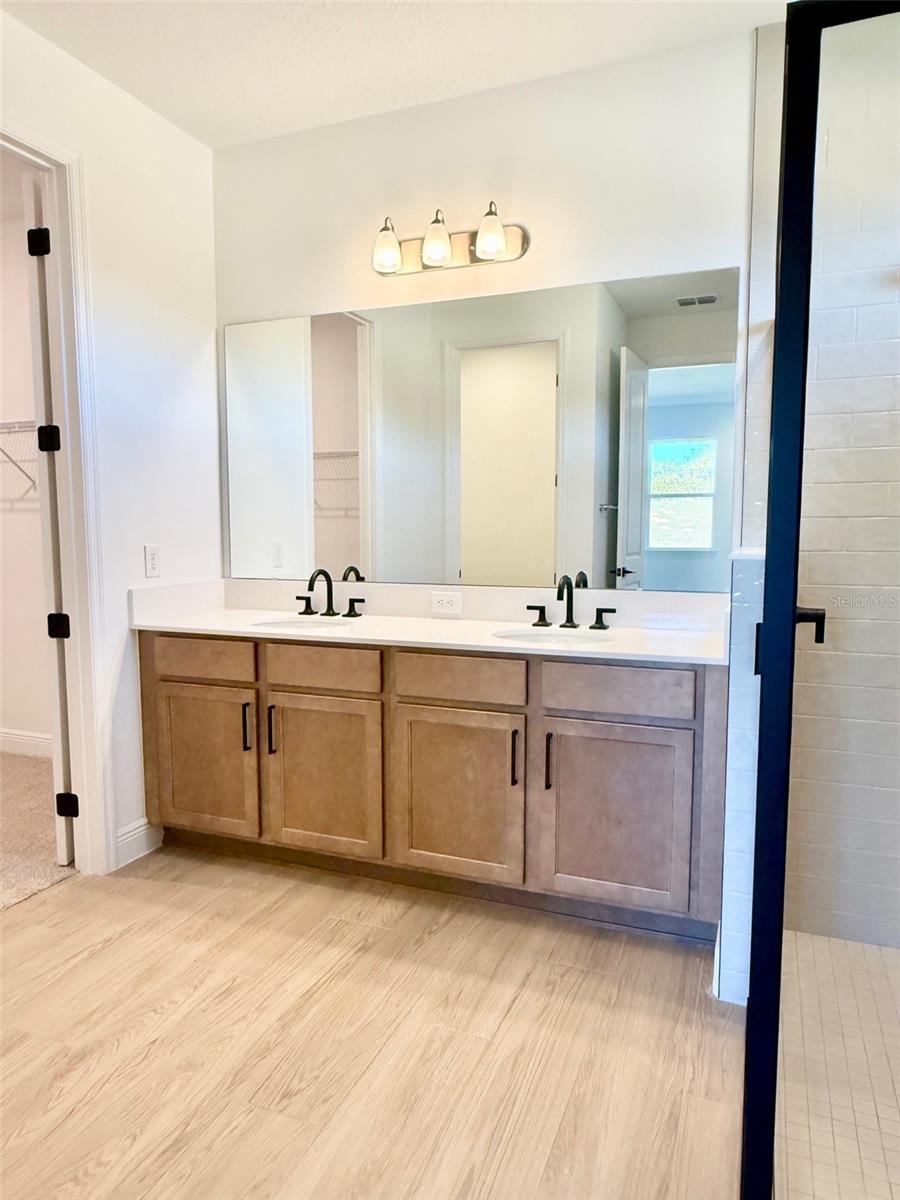 Image 19 of 43 For 2777 Arbor Dune Avenue