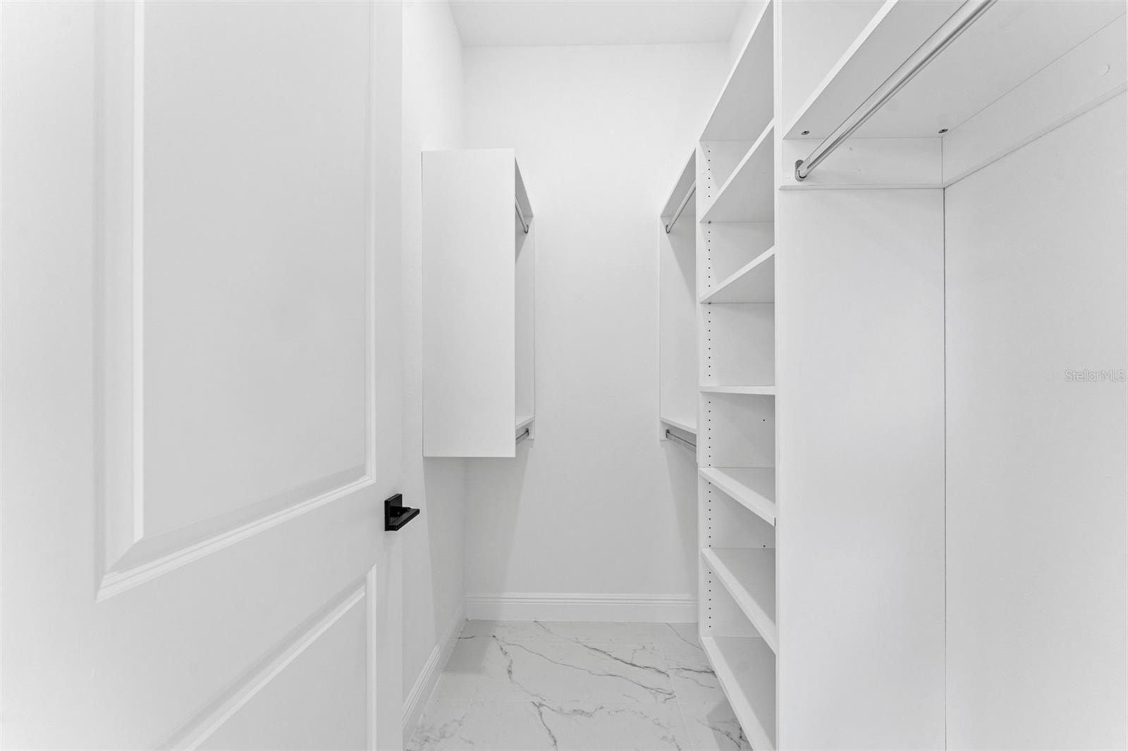 Image 29 of 44 For 18806 Seaview Street