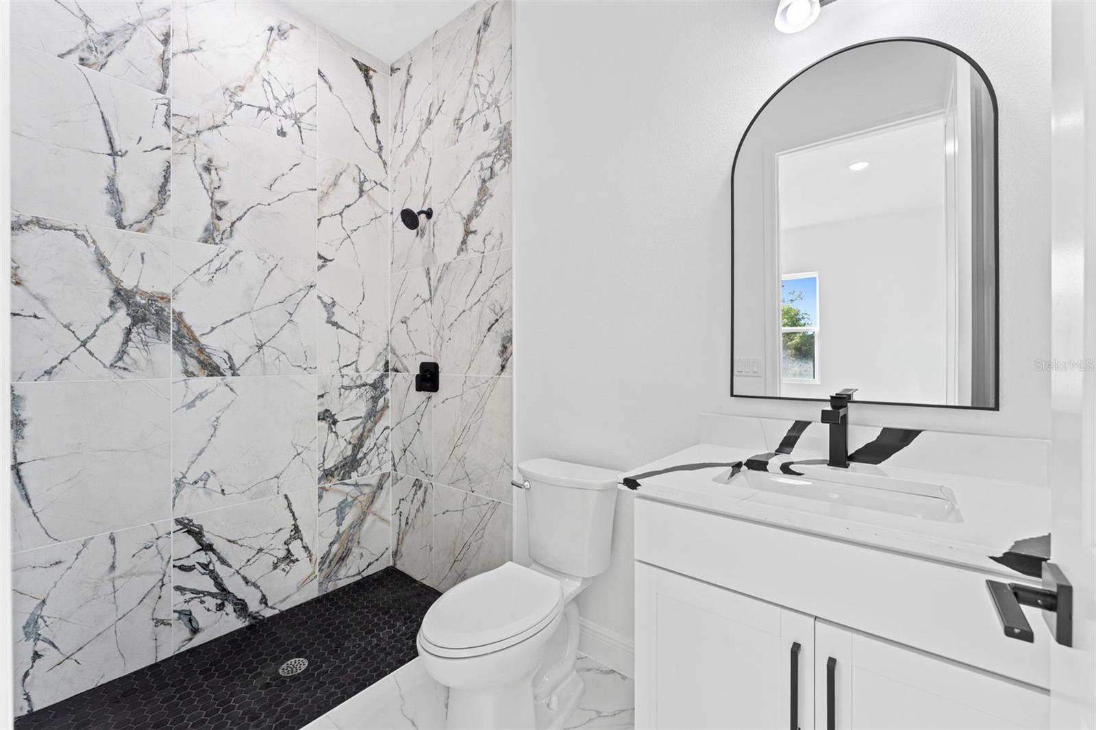 Image 30 of 44 For 18806 Seaview Street