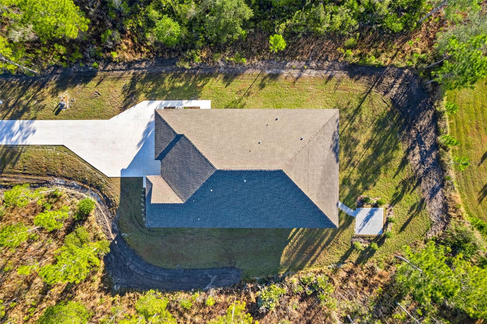 Image 36 of 44 For 18806 Seaview Street