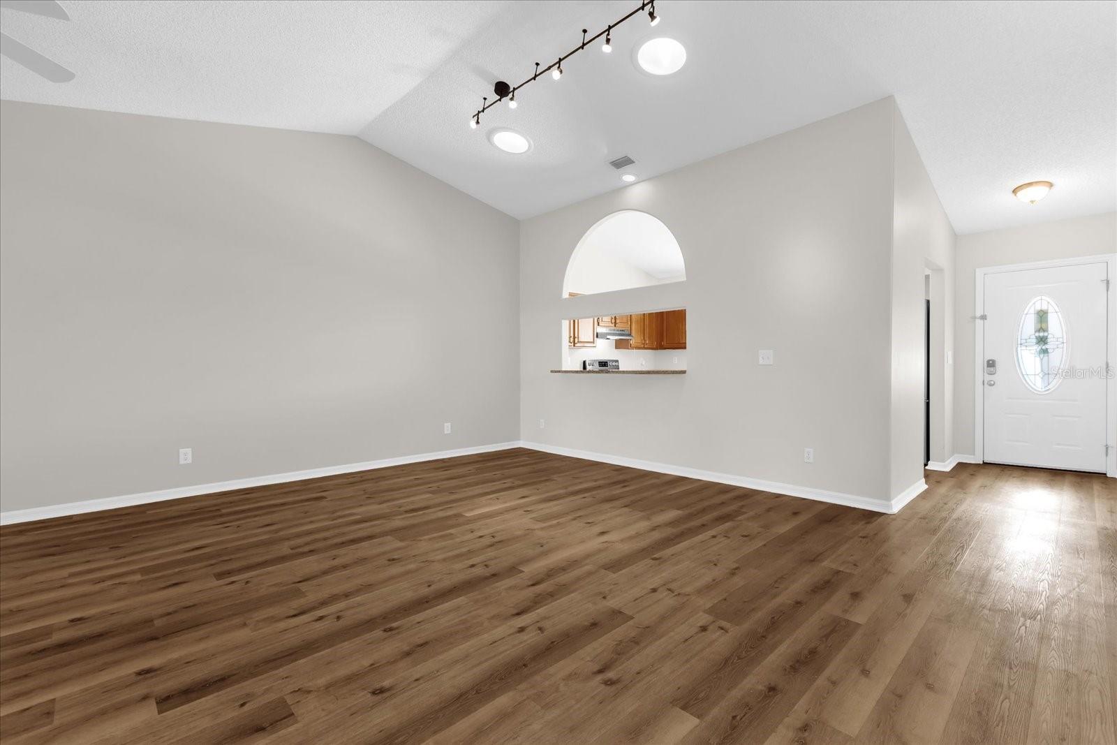 Image 11 of 41 For 9028 Village Green Boulevard