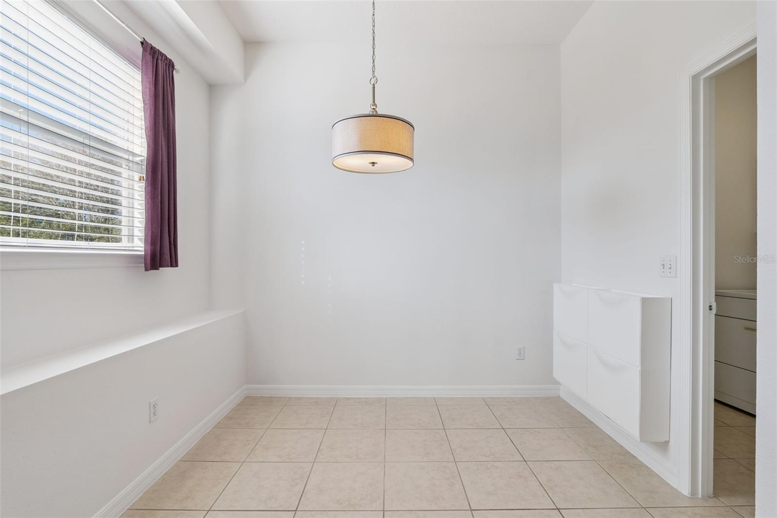 Image 13 of 34 For 44 Heather Green Court