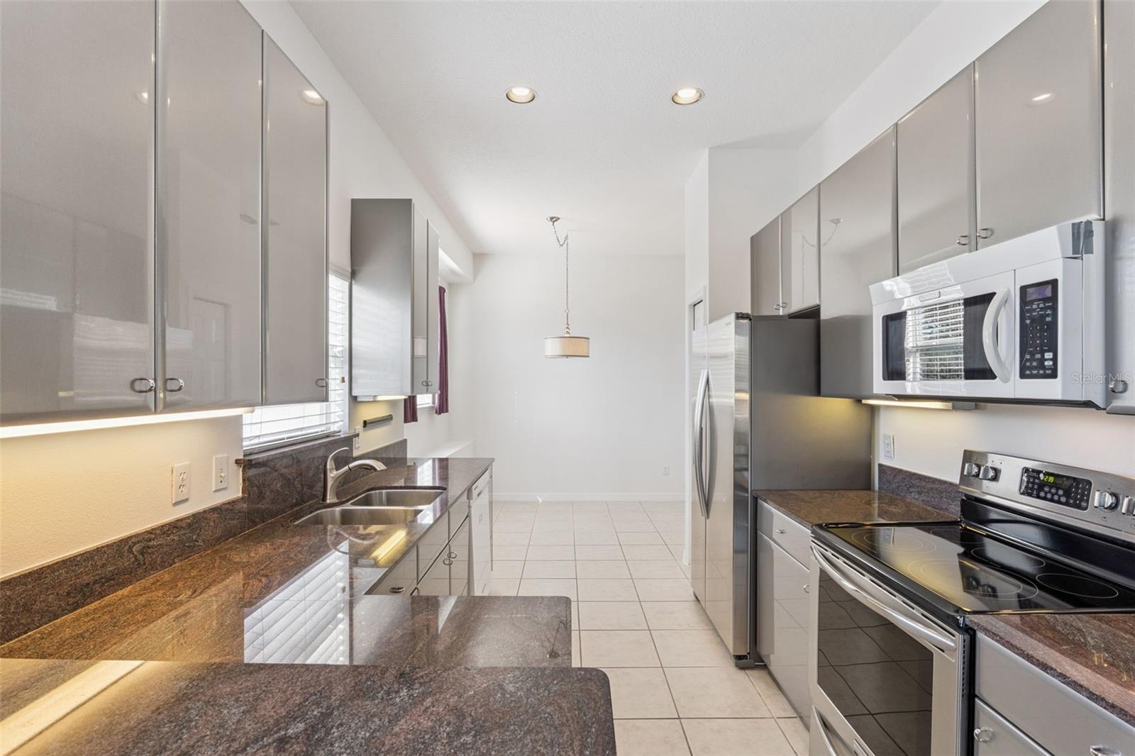 Image 16 of 34 For 44 Heather Green Court