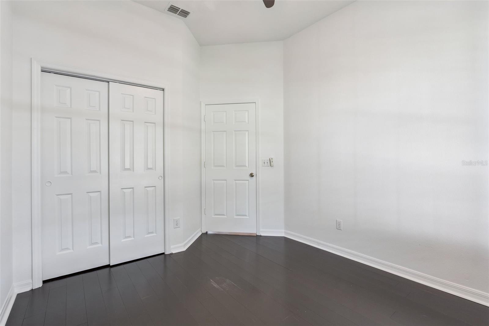 Image 22 of 34 For 44 Heather Green Court