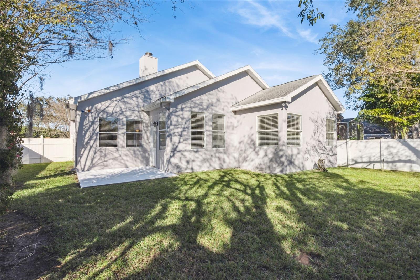 Image 29 of 34 For 44 Heather Green Court