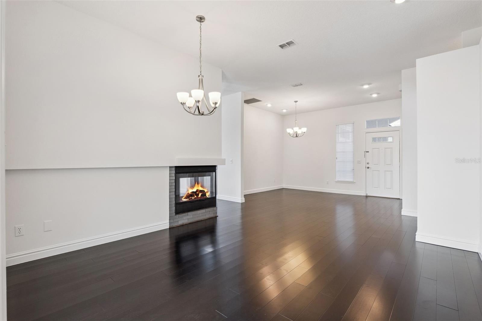 Image 8 of 34 For 44 Heather Green Court