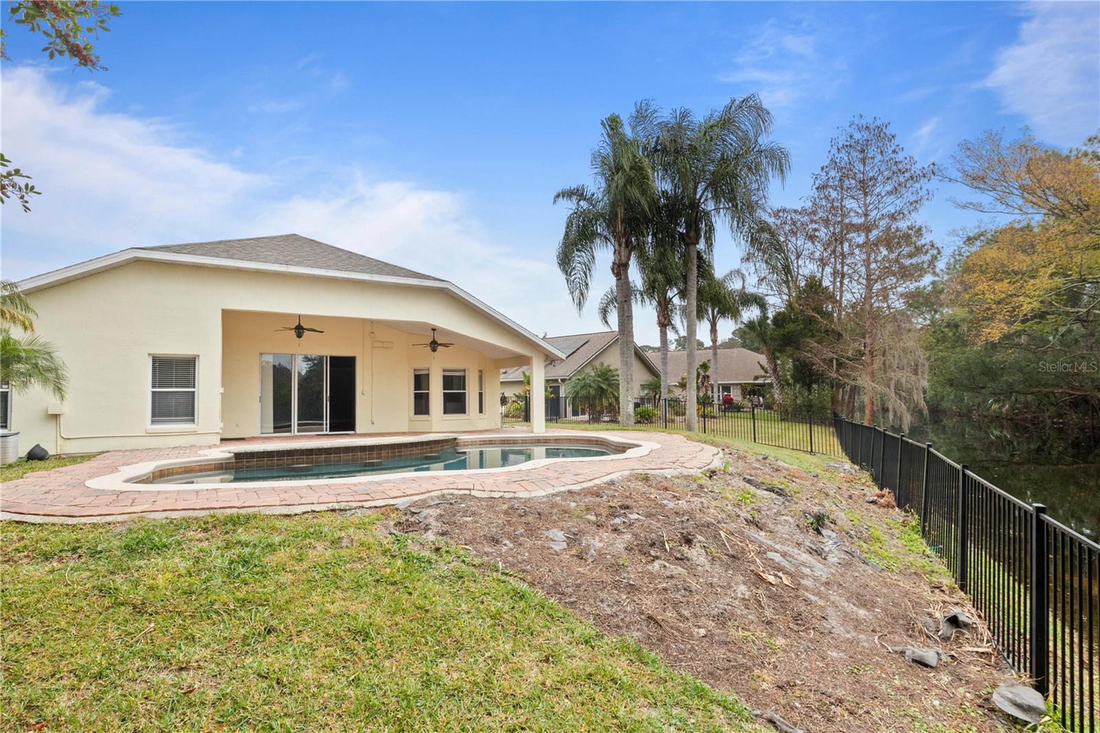 Image 21 of 29 For 52 Cormorant Circle