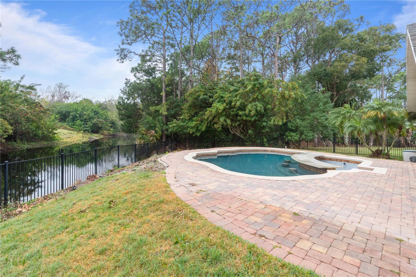 Image 22 of 29 For 52 Cormorant Circle