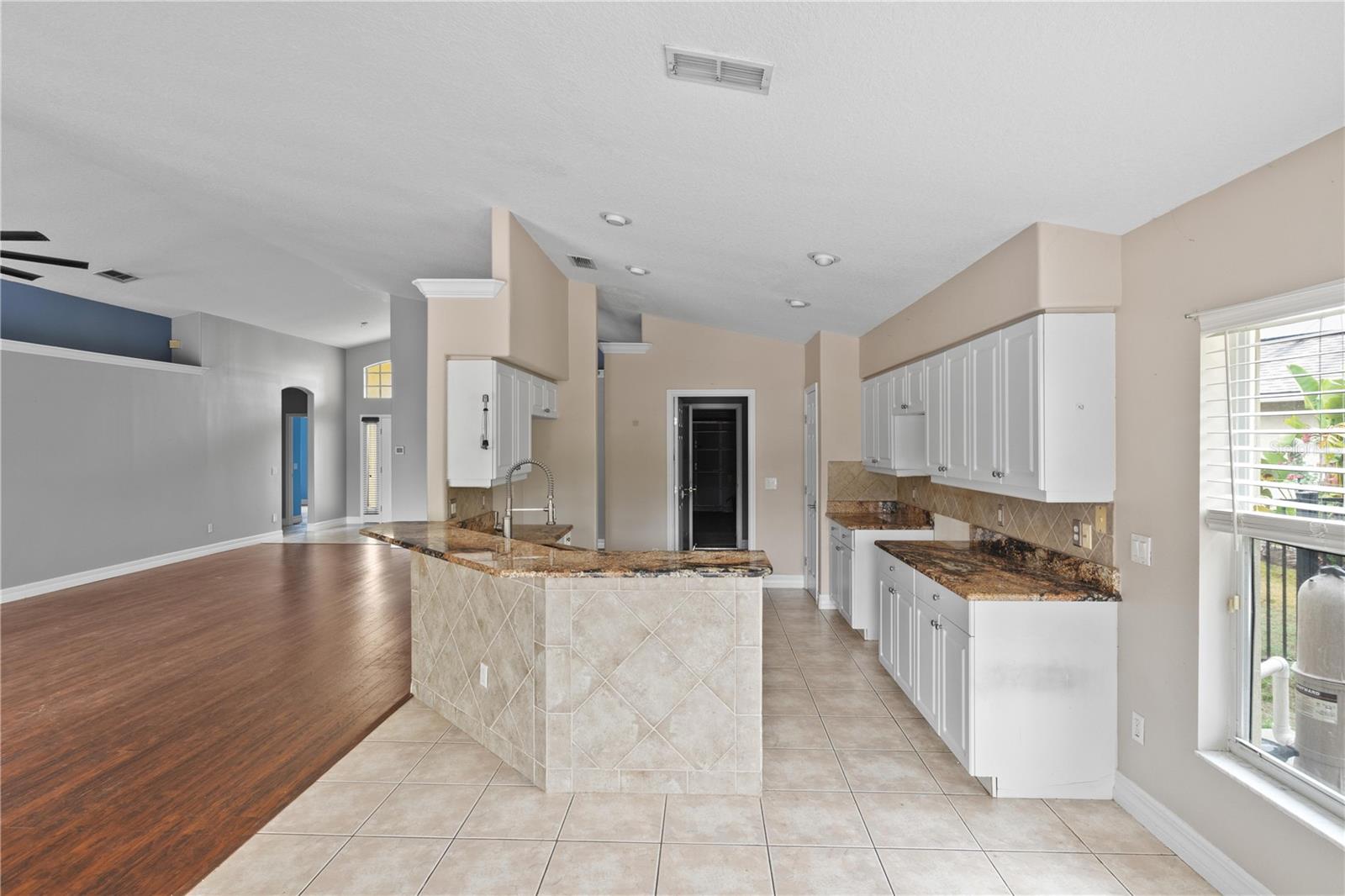 Image 6 of 29 For 52 Cormorant Circle