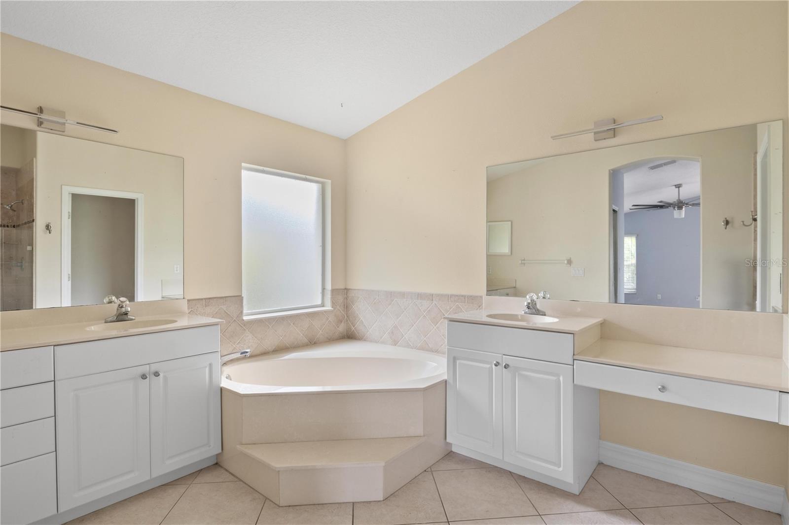 Image 9 of 29 For 52 Cormorant Circle