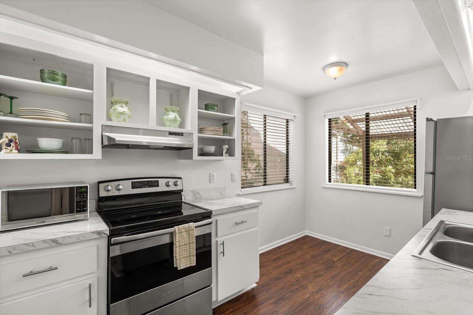 Image 11 of 28 For 337 Kirkcaldy Drive