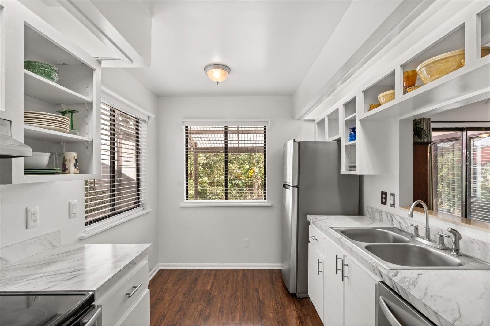 Image 12 of 28 For 337 Kirkcaldy Drive