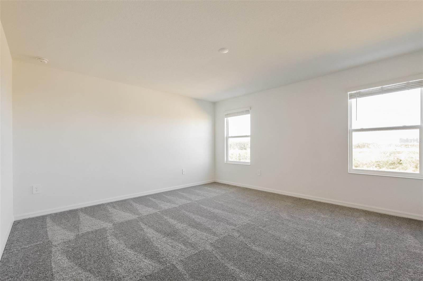 Image 8 of 15 For 1220 Tyler Loop