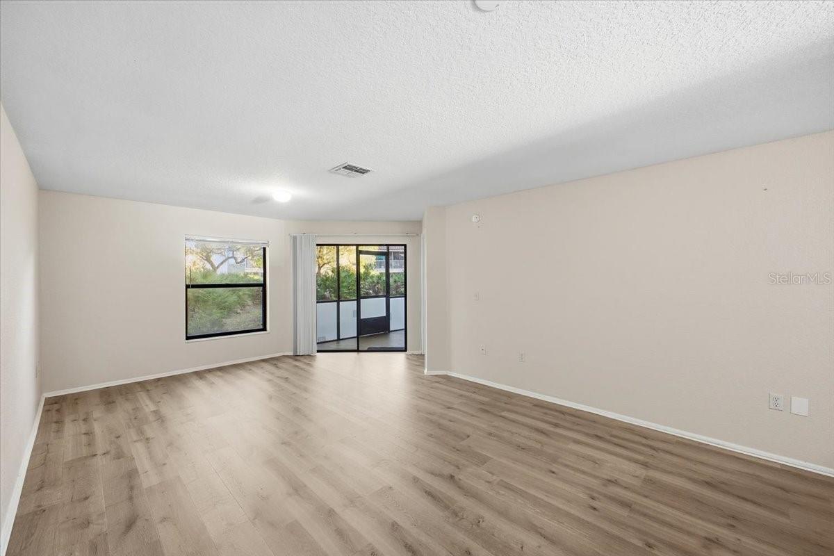 Image 14 of 43 For 7764 Sugar Bend Drive 7764