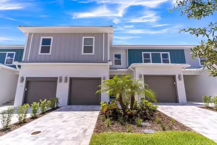 Details for 7842 Spectrum Drive, REUNION, FL 34747