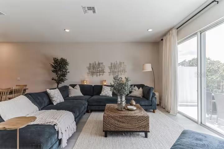 Image 15 of 31 For 7842 Spectrum Drive