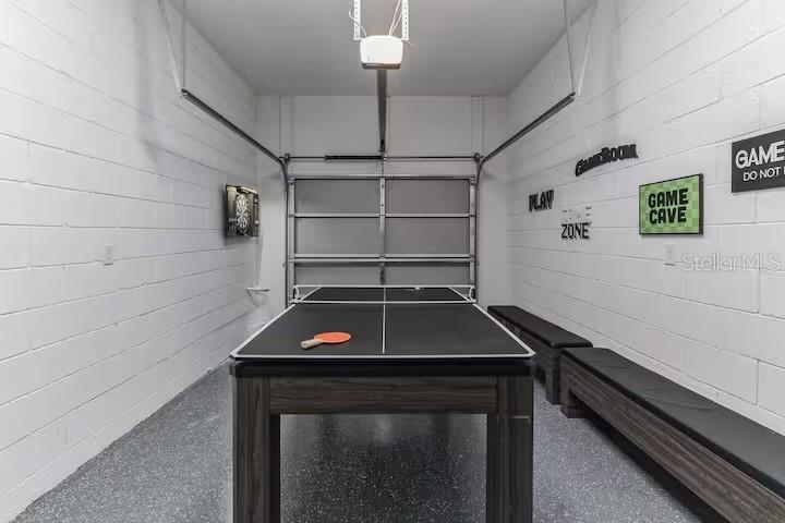 Image 18 of 31 For 7842 Spectrum Drive