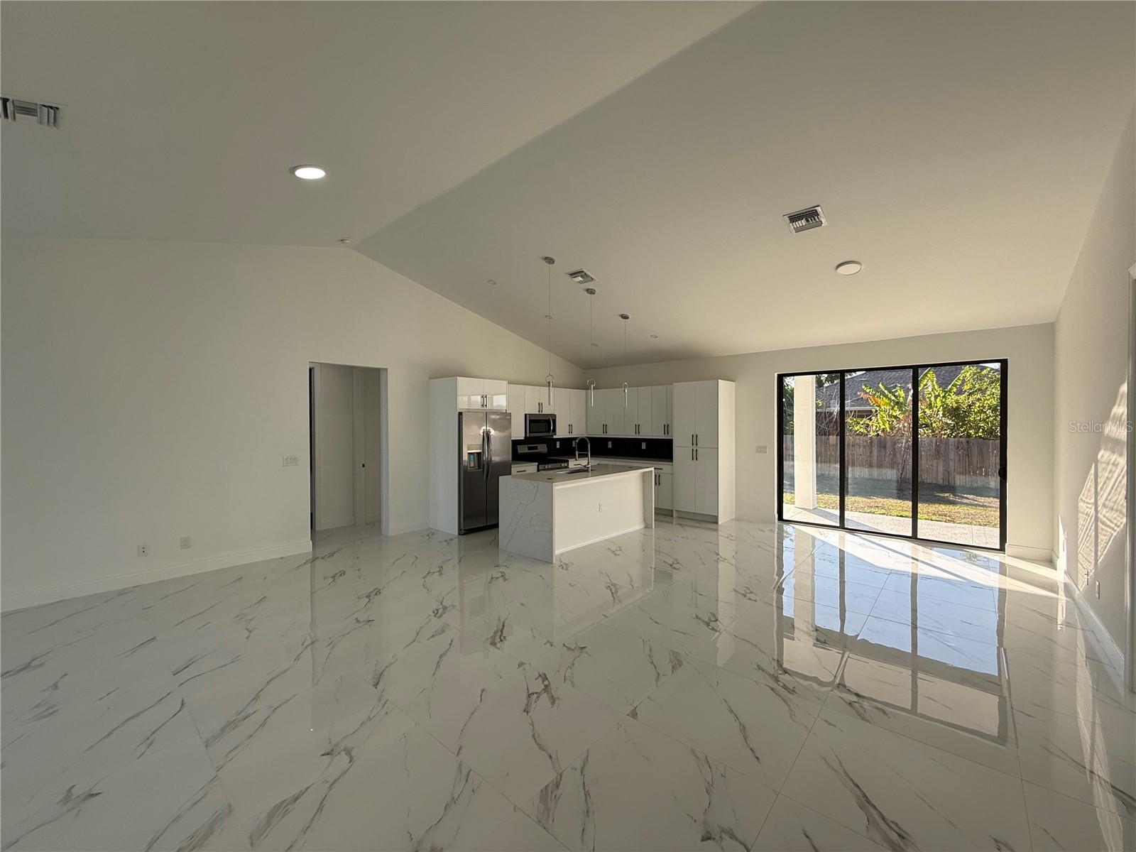 Image 7 of 16 For 2620 22nd Avenue