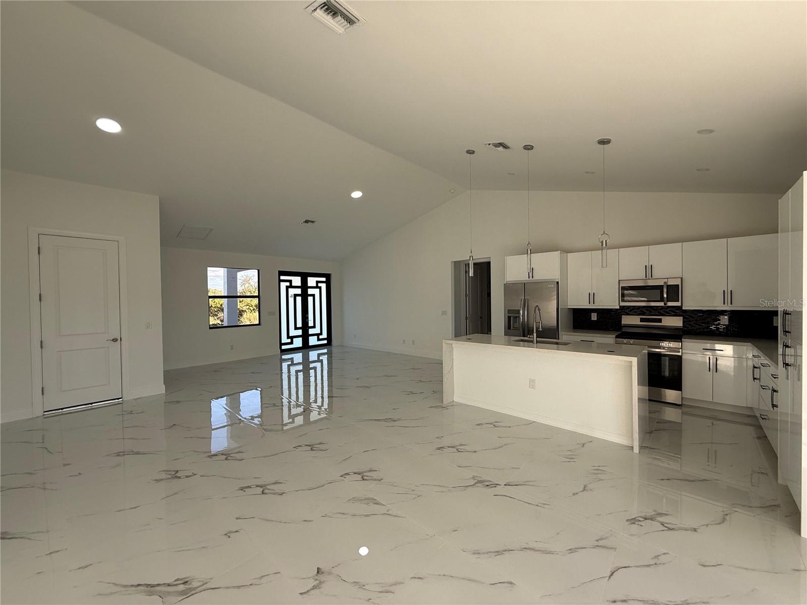 Image 8 of 16 For 2620 22nd Avenue