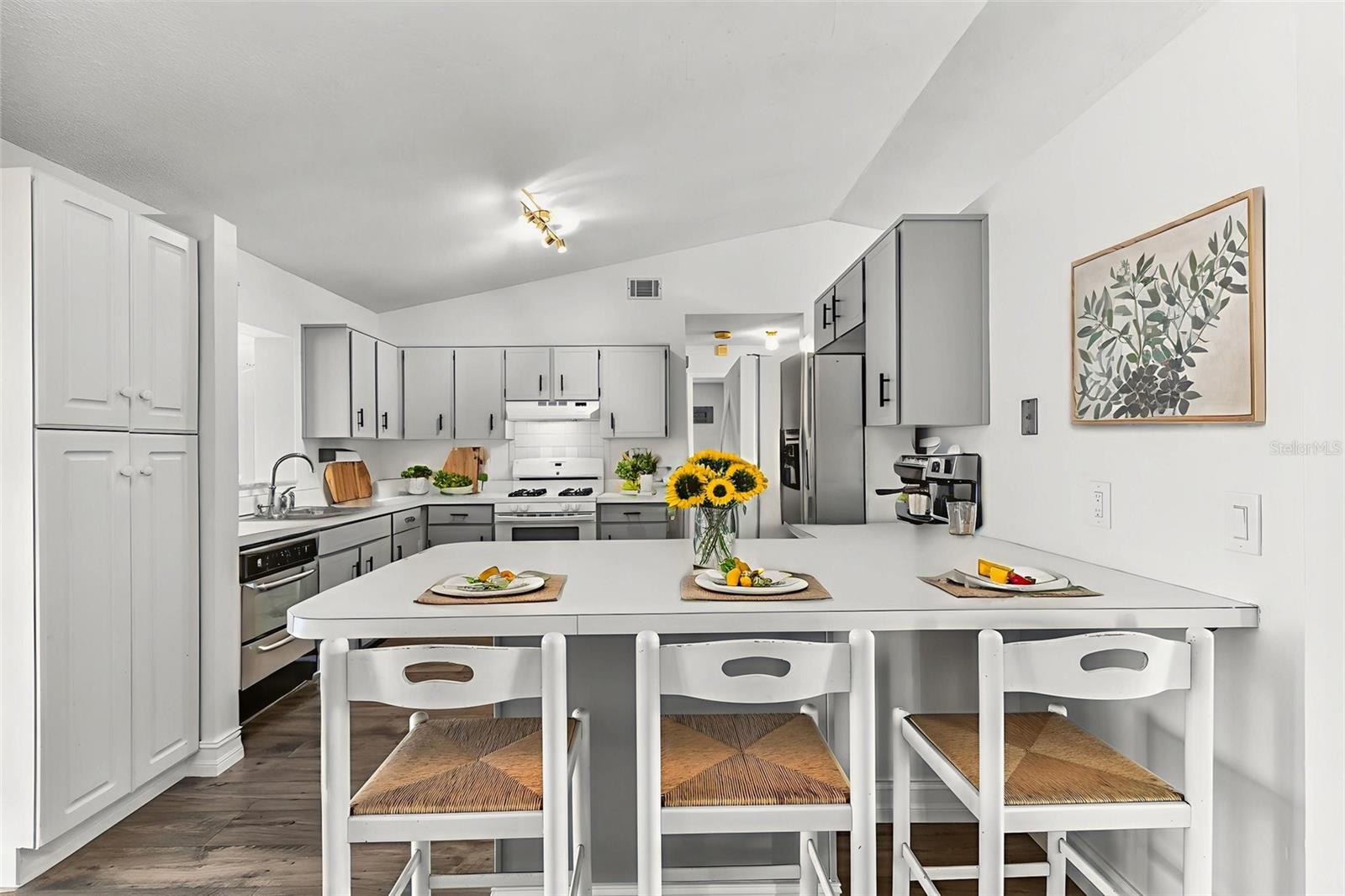 Image 14 of 50 For 2317 Woodleaf Court