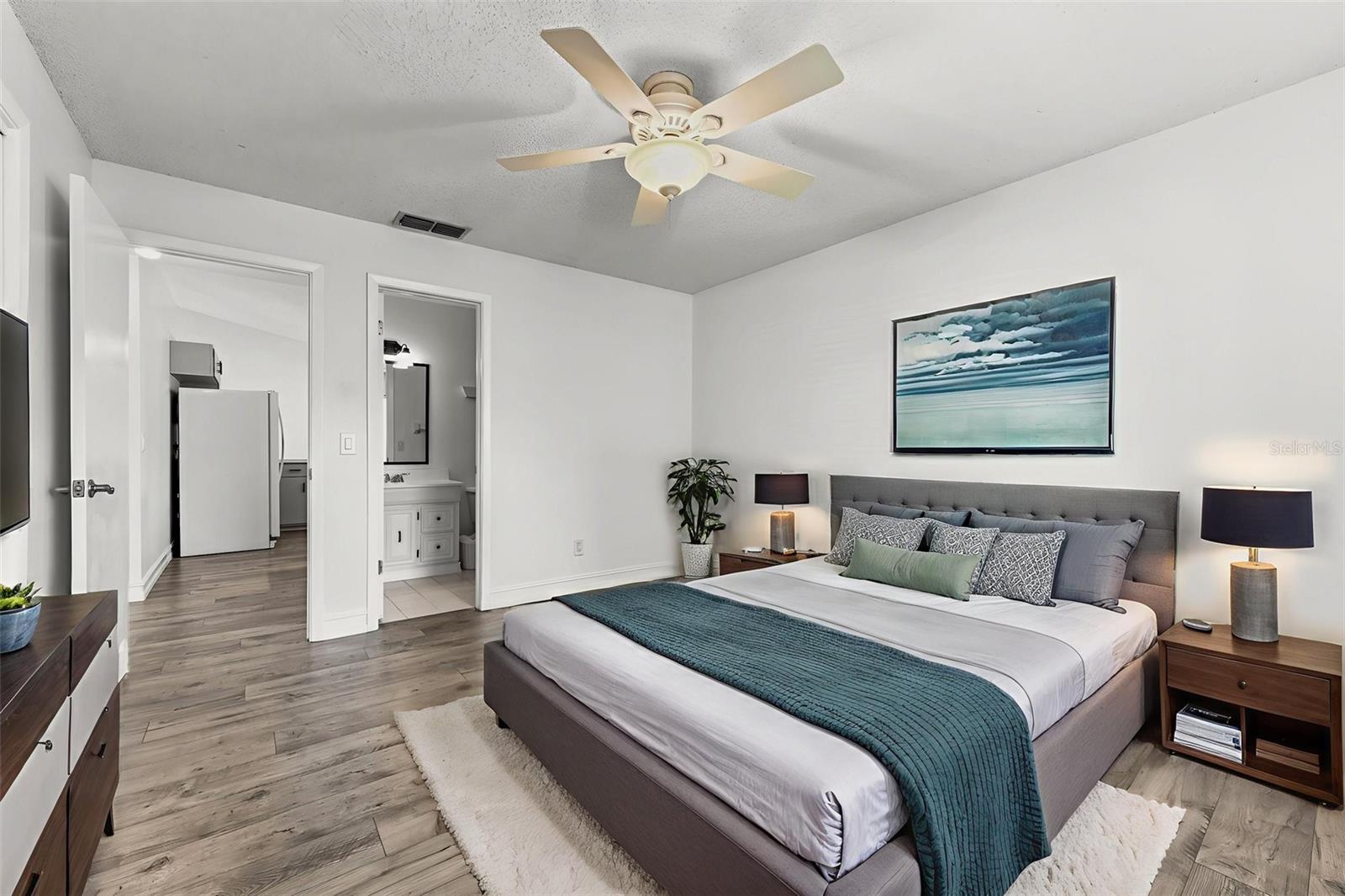 Image 20 of 50 For 2317 Woodleaf Court