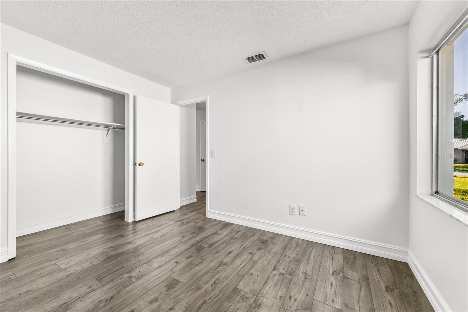 Image 30 of 50 For 2317 Woodleaf Court