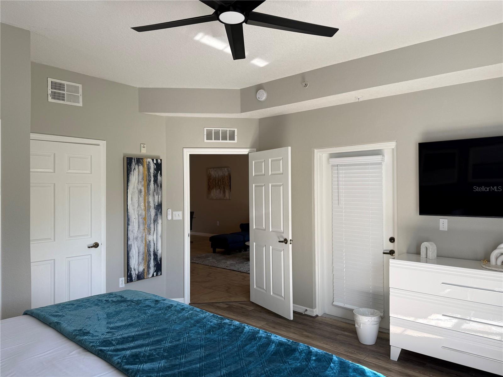 Image 12 of 47 For 8601 Worldquest Boulevard 3105