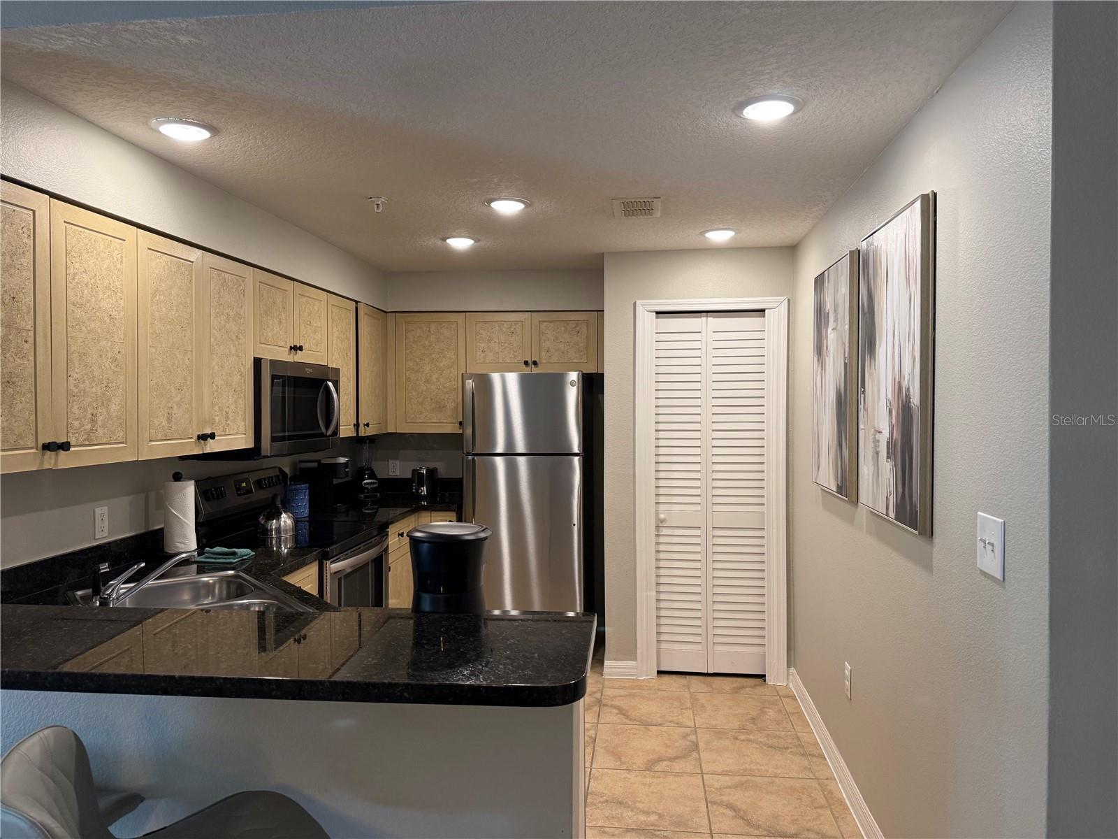 Image 4 of 47 For 8601 Worldquest Boulevard 3105