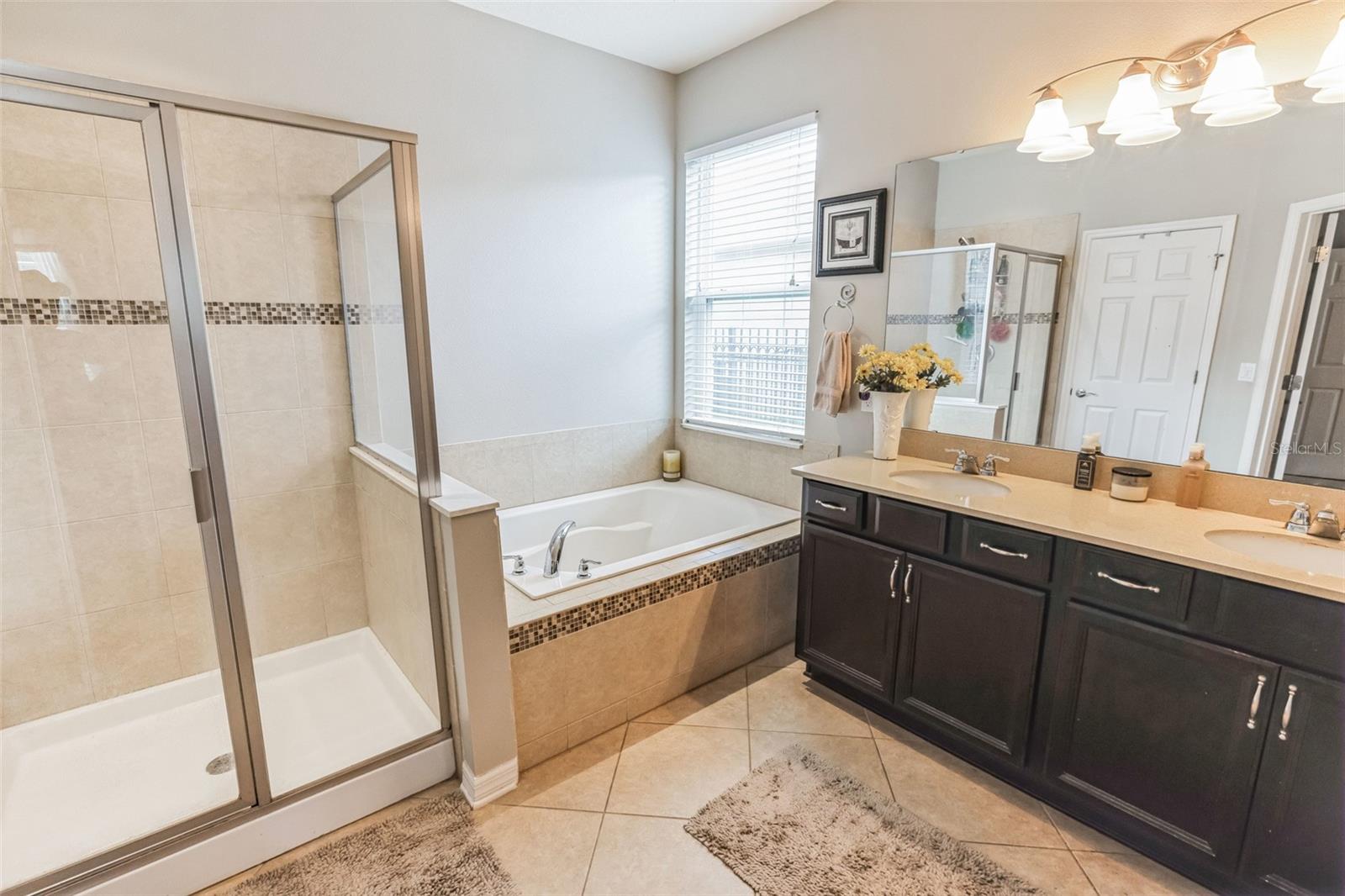 Image 20 of 57 For 3867 Wind Dancer Circle