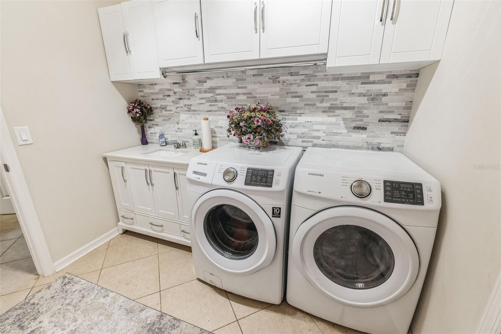 Image 39 of 57 For 3867 Wind Dancer Circle