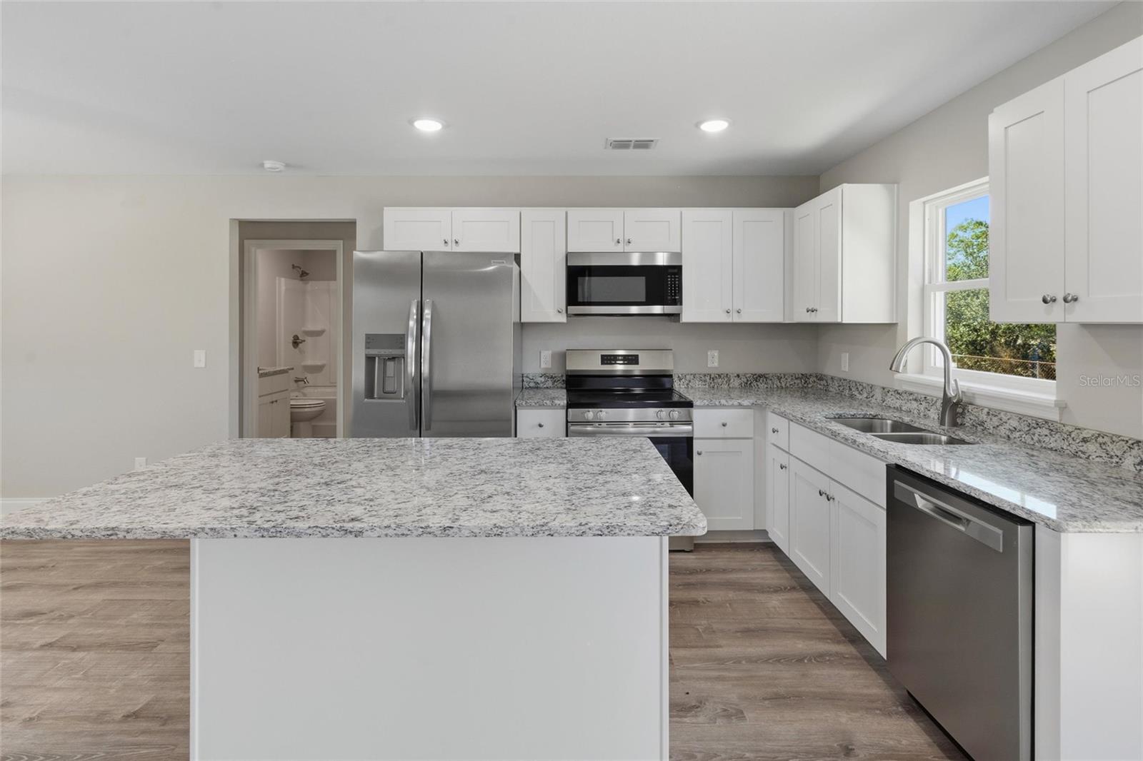 Image 8 of 25 For 1701 Lake Pioneer Drive