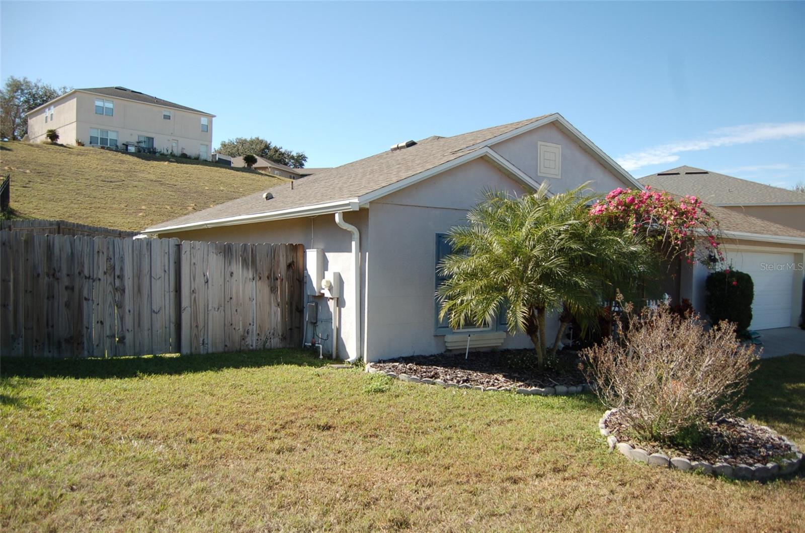 Image 4 of 24 For 344 Sky Valley Street