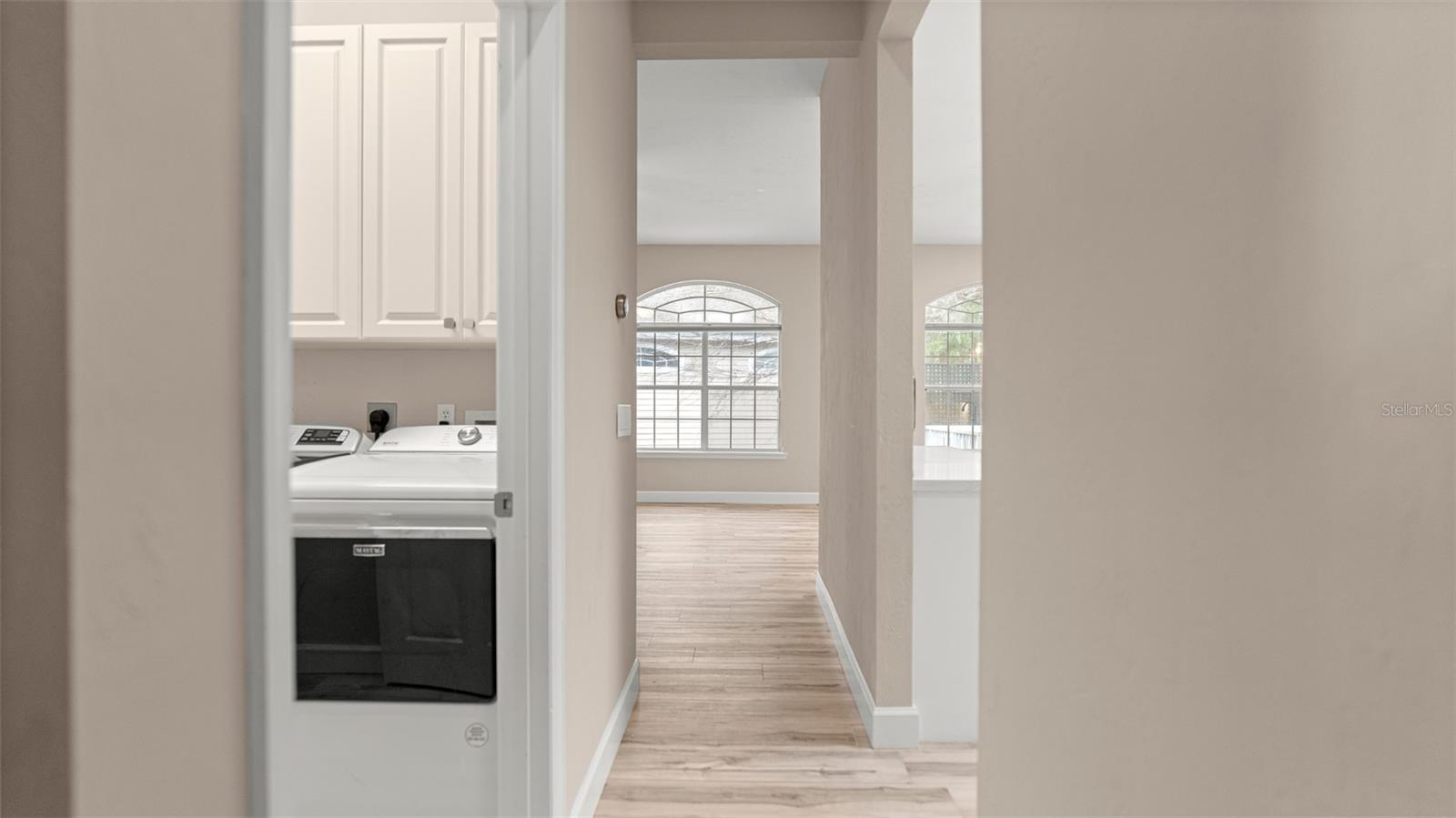 Image 17 of 43 For 9428 39th Avenue