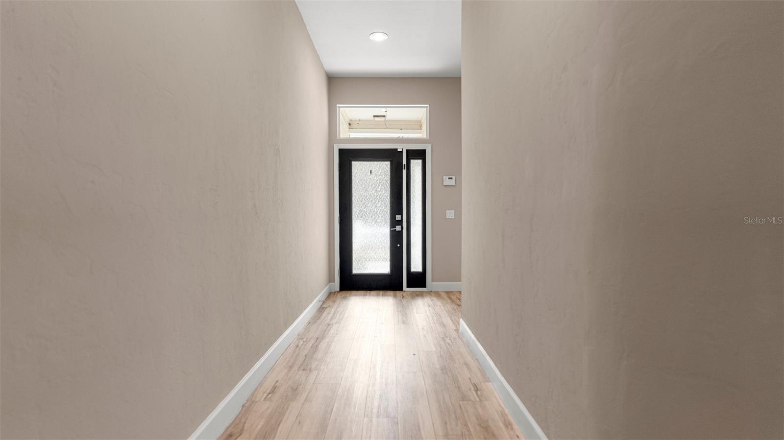 Image 5 of 43 For 9428 39th Avenue