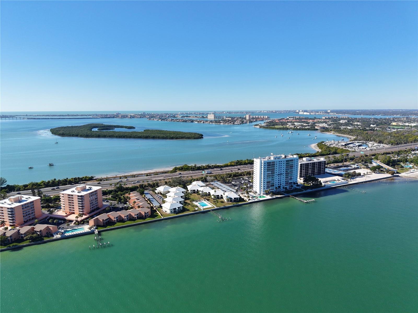 Image 2 of 39 For 7310 Sunshine Skyway Lane S 112